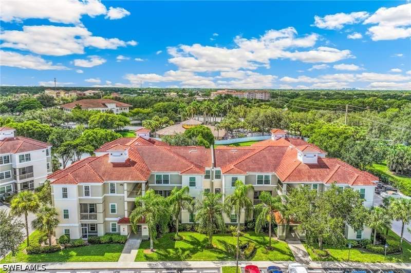 2 bedroom Condominium at 23680 Walden Center Dr 304, The Tides At Pelican Landing, Estero — photo 3