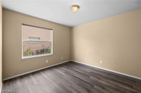 12641 Eagle Pointe Cir, Fort Myers FL - photo 21 of 42