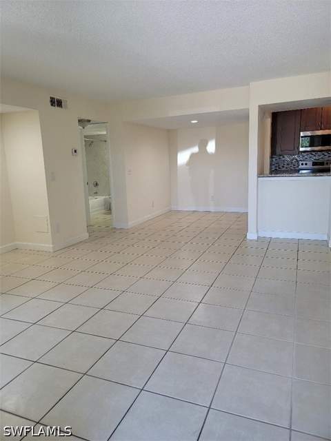 190 Santa Clara Dr 190-4, Naples FL - photo 12 of 25