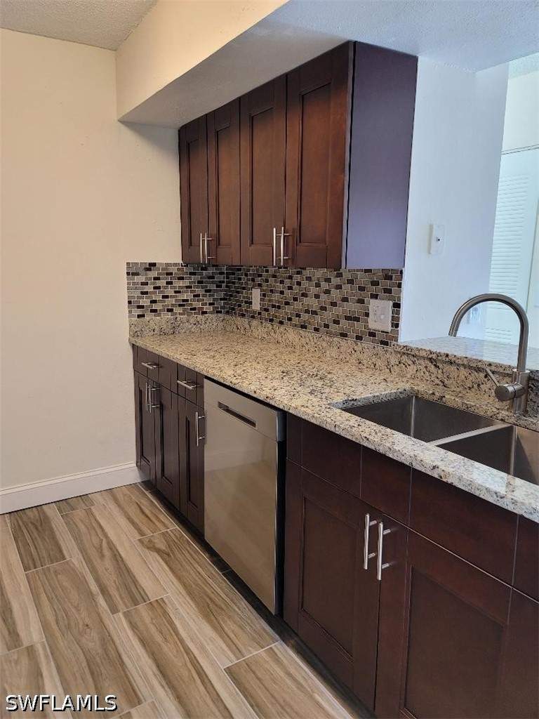 2 bedroom Condominium at 190 Santa Clara Dr 190-4, Granada Lakes, Naples — photo 4