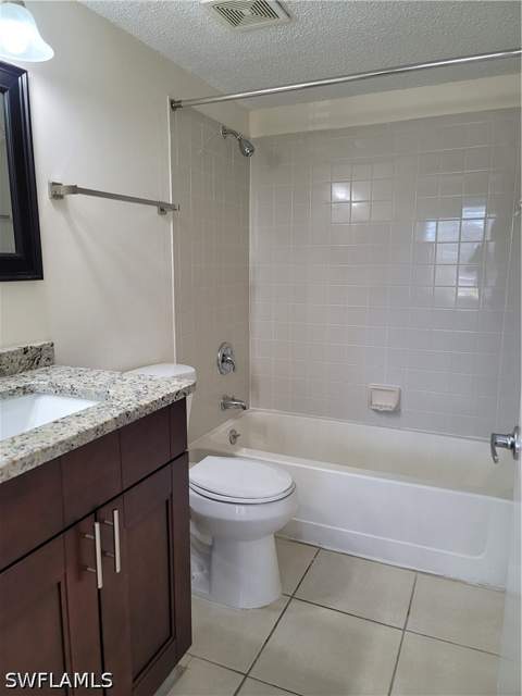 190 Santa Clara Dr 190-4, Naples FL - photo 6 of 25