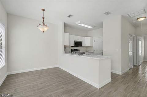 6081 Lake Front Dr, Fort Myers FL - photo 11 of 37