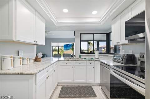 5805 Trailwinds Dr 326, Fort Myers FL - photo 6 of 50