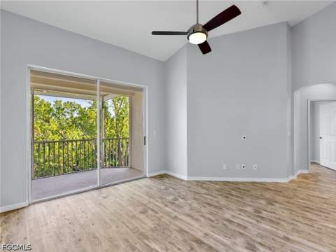 4231 Liron Ave 202, Fort Myers FL - photo 12 of 31