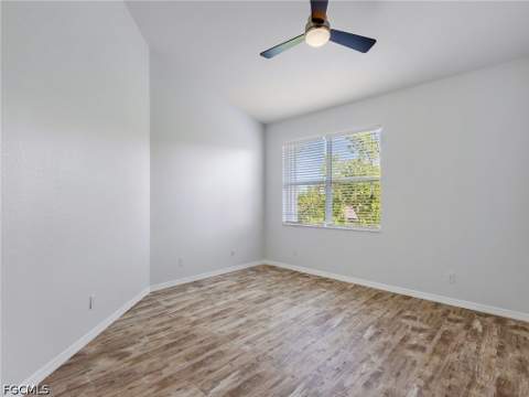 4231 Liron Ave 202, Fort Myers FL - photo 17 of 31