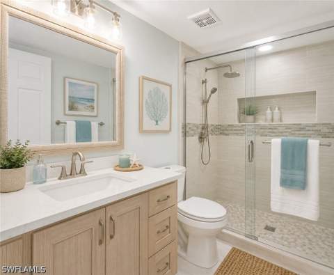 784 Landover Cir 104, Naples FL - photo 18 of 36