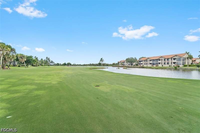 4 bedroom SingleFamilyResidence at 16646 Panther Paw Ct, The Forest, Fort Myers — photo 2