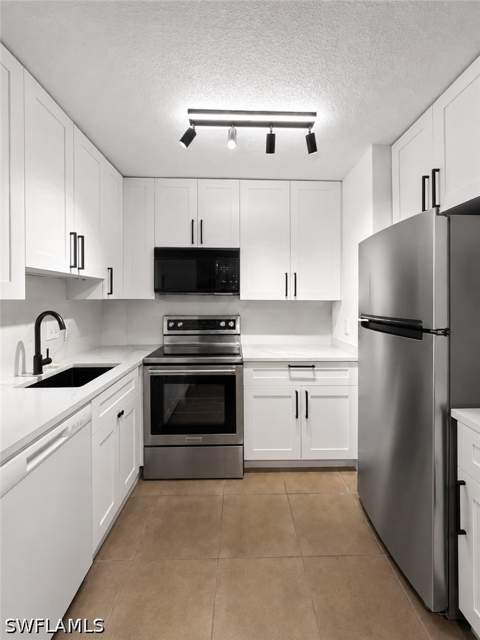 2350 W 1st St 303, Fort Myers FL - photo 6 of 37
