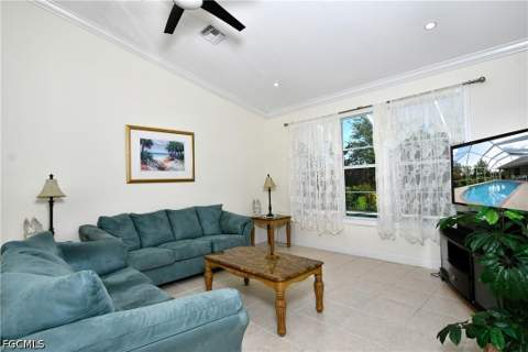 599 Genevieve Dr, Lehigh Acres FL - photo 12 of 50