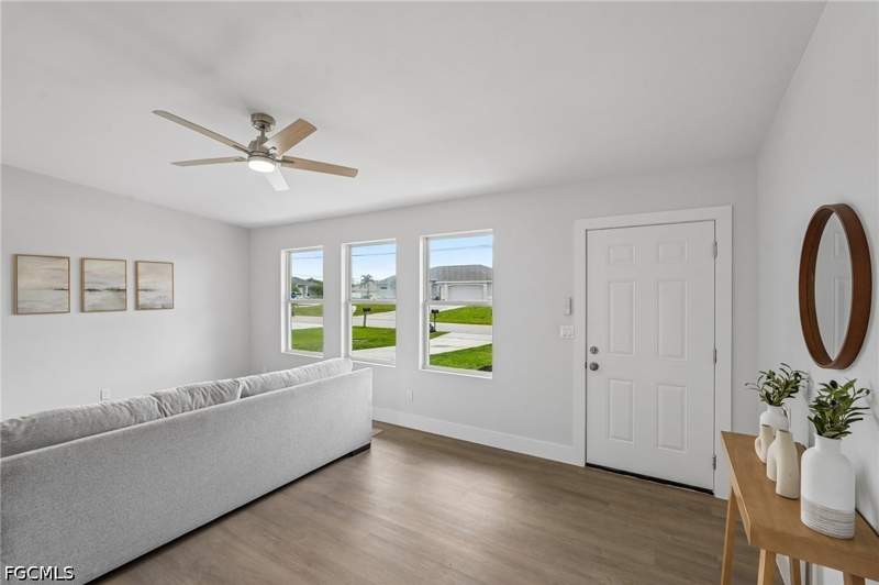 3 bedroom SingleFamilyResidence at 706 SW 31st St, Cape Coral, Cape Coral — photo 4