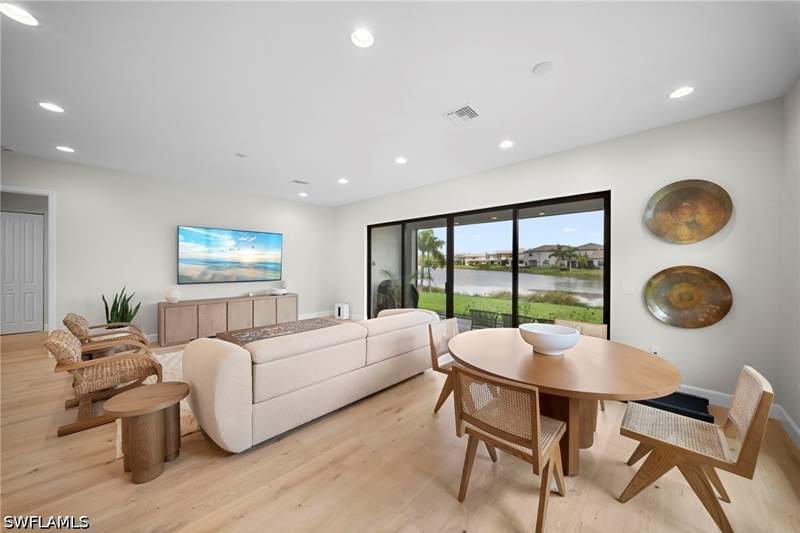 3 bedroom SingleFamilyResidence at 20534 Fair Oak Ln, Rivercreek In Estero, Estero — photo 4
