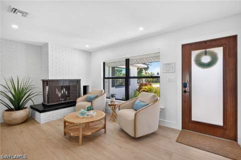 169 Ibis St, Fort Myers Beach FL - photo 10 of 47