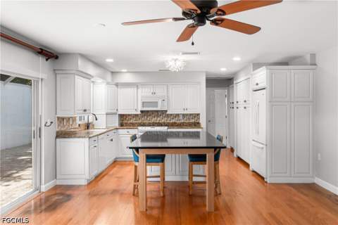 13711 Raleigh Ln 7, Fort Myers FL - photo 13 of 46