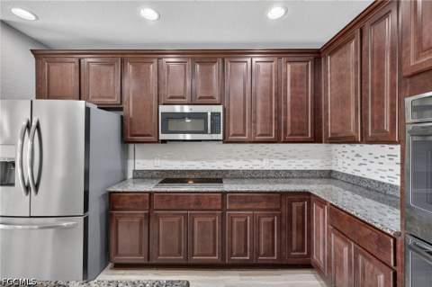 1623 SW 19th Pl, Cape Coral FL - photo 9 of 39