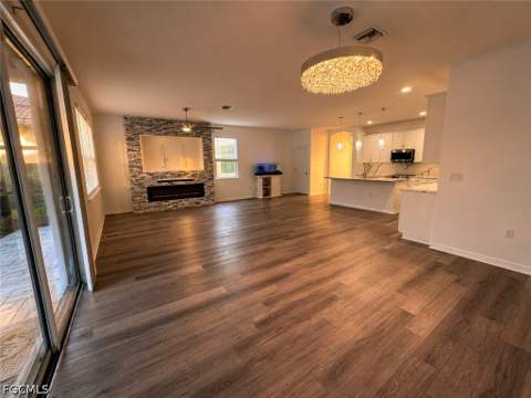3888 Dunnster Ct, Fort Myers FL - photo 10 of 34
