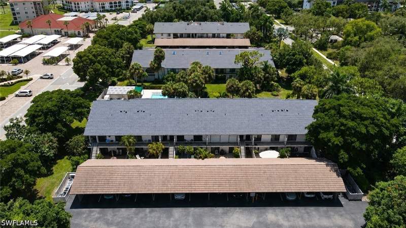 2 bedroom Condominium at 3370 10th St N 1308, Catalina, Naples — photo 2