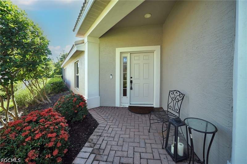 3 bedroom SingleFamilyResidence at 10057 Oakhurst Way, Oakhurst, Fort Myers — photo 3