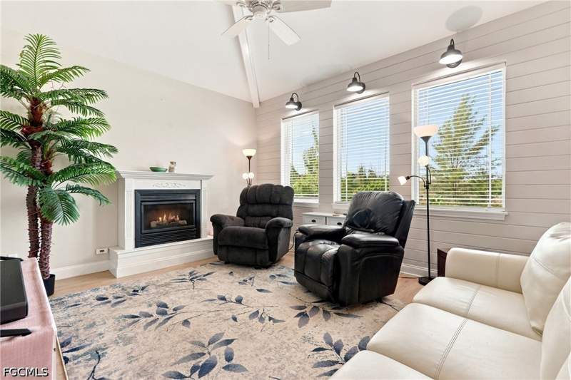 2 bedroom SingleFamilyResidence at 3400 Coquina Ln, St James City, St James City — photo 3