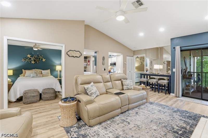 2 bedroom Condominium at 13264 White Marsh Ln 3333, Terrace Condo Village, Fort Myers — photo 4