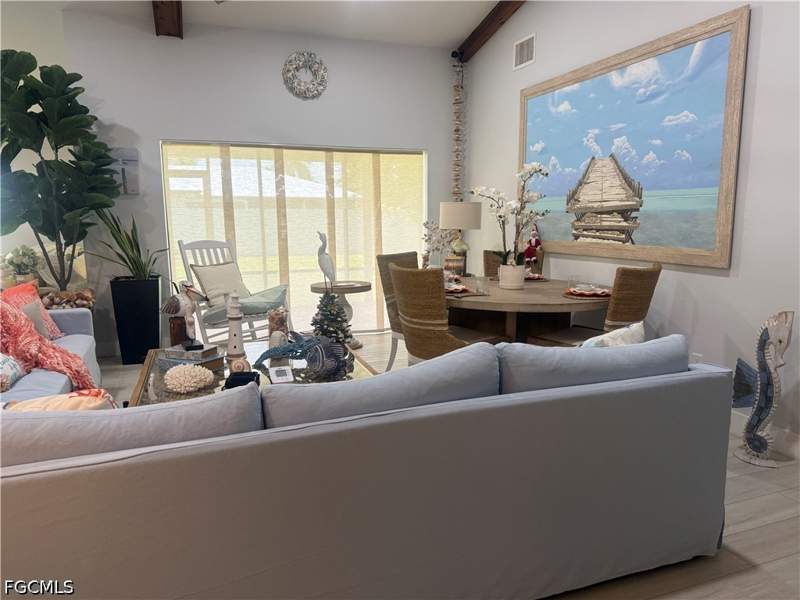3 bedroom SingleFamilyResidence at 3506 Country Club Blvd, Cape Coral, Cape Coral — photo 2