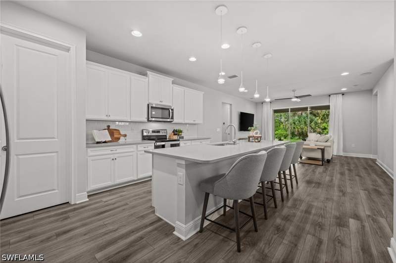 4 bedroom SingleFamilyResidence at 3849 Helmsman Dr, Compass Landing, Naples — photo 2