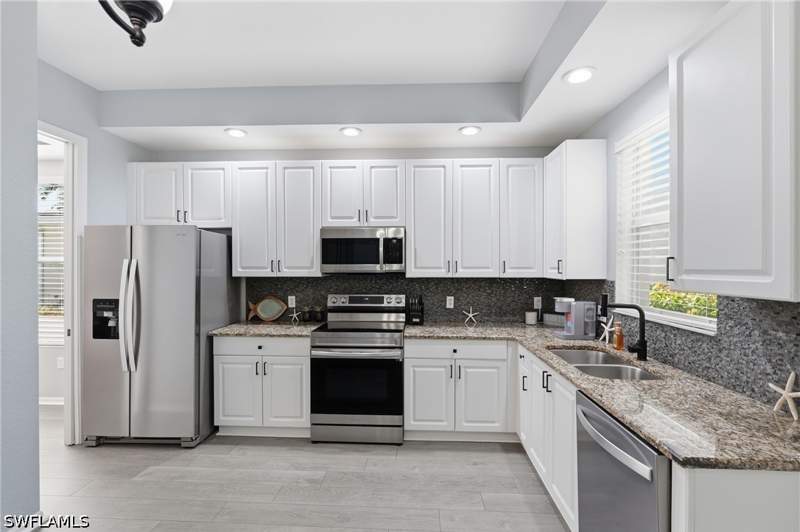 2 bedroom Condominium at 1425 Mariposa Cir 101, Mariposa, Naples — photo 3