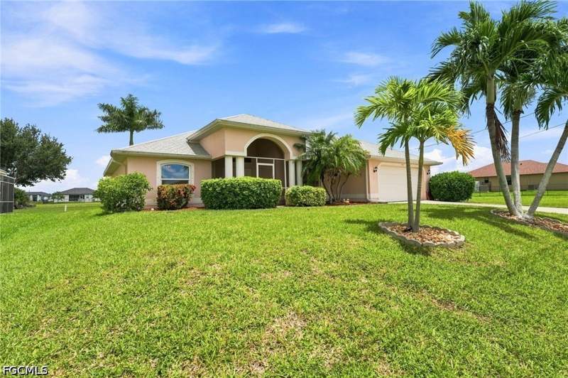 3 bedroom SingleFamilyResidence at 3515 NW 15th St, Cape Coral, Cape Coral — photo 2