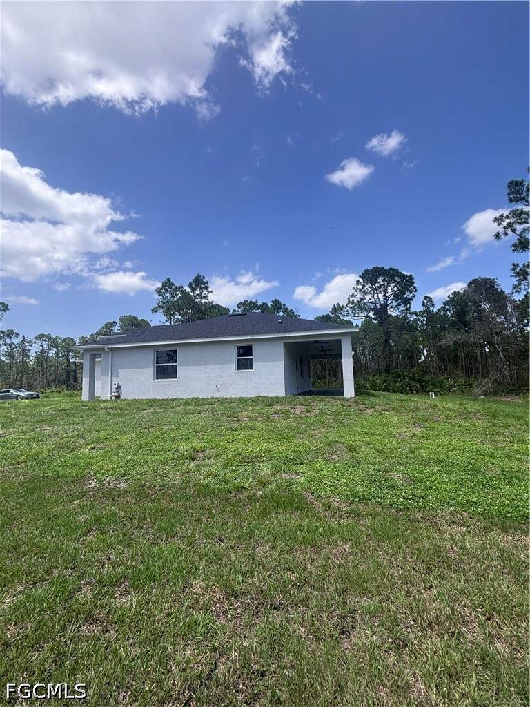 3 bedroom SingleFamilyResidence at 500 Ladd St, Lehigh Acres, Lehigh Acres — photo 3