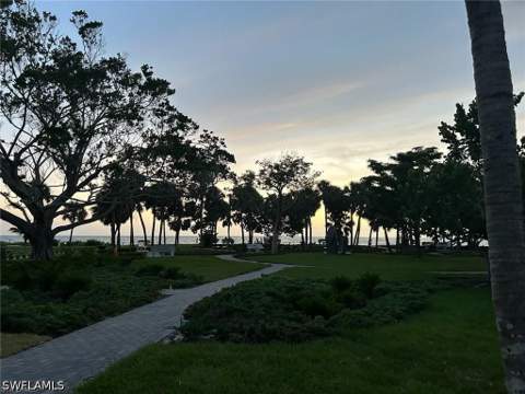 788 Park Shore Dr A29, Naples FL - photo 6 of 21