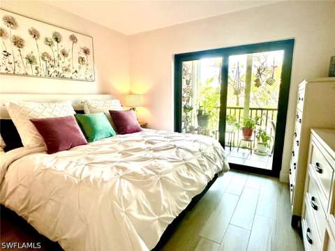 788 Park Shore Dr A29, Naples FL - photo 8 of 21