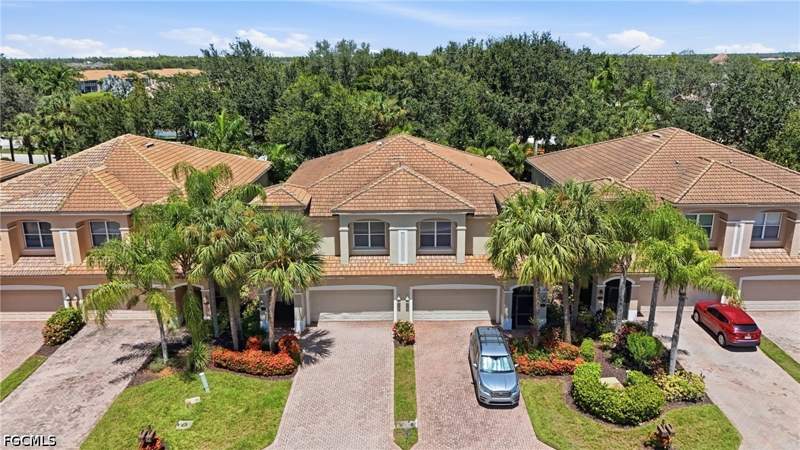 3 bedroom Townhouse at 20238 Larino Loop, Bella Terra, Estero — photo 4