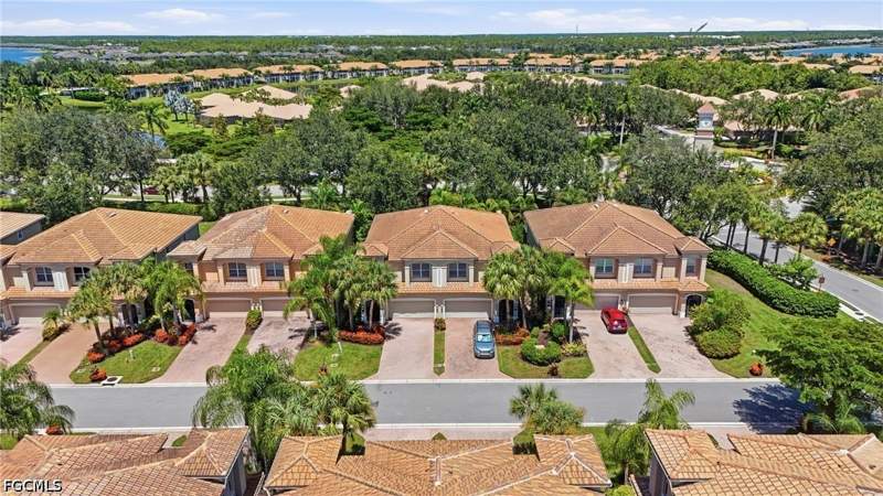 3 bedroom Townhouse at 20238 Larino Loop, Bella Terra, Estero — photo 5