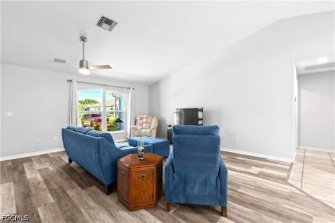 1108 SW 44th Ter, Cape Coral FL - photo 16 of 44