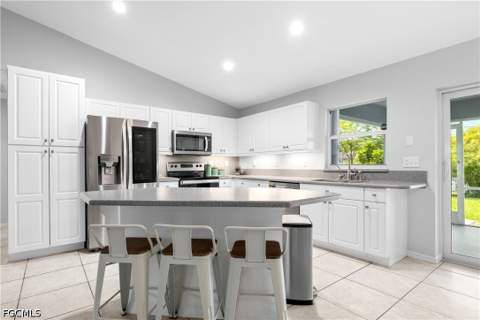 1108 SW 44th Ter, Cape Coral FL - photo 17 of 44