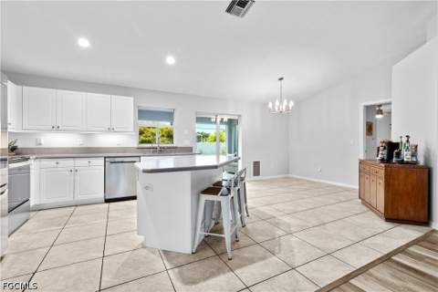 1108 SW 44th Ter, Cape Coral FL - photo 18 of 44