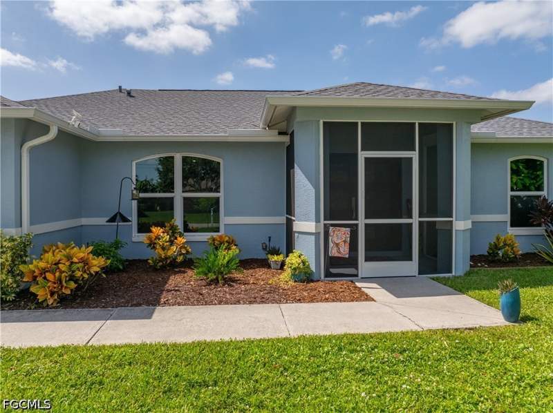 3 bedroom SingleFamilyResidence at 1108 SW 44th Ter, Cape Coral, Cape Coral — photo 2