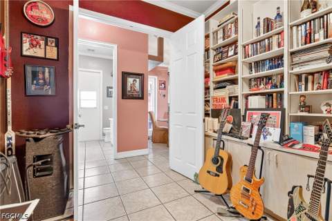 129 SW 13th Ter, Cape Coral FL - photo 18 of 35