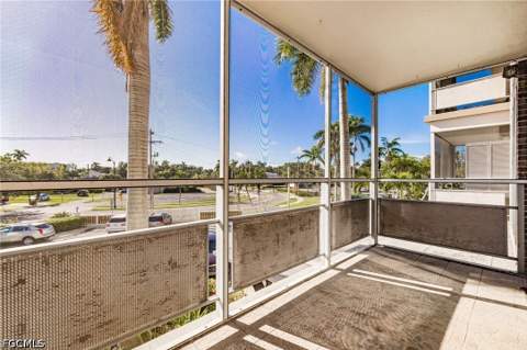 2350 W 1st St 205, Fort Myers FL - photo 19 of 39