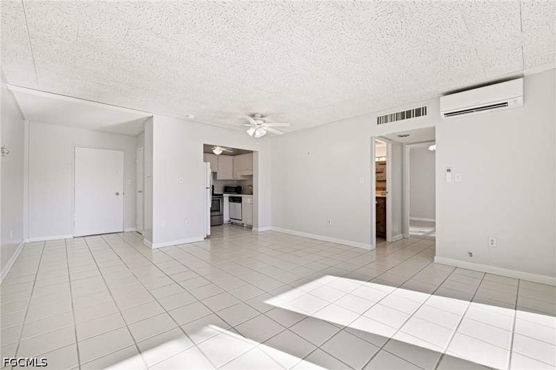 1 bedroom Condominium at 2350 W 1st St 205, First Harbour Tower Condo, Fort Myers — photo 3