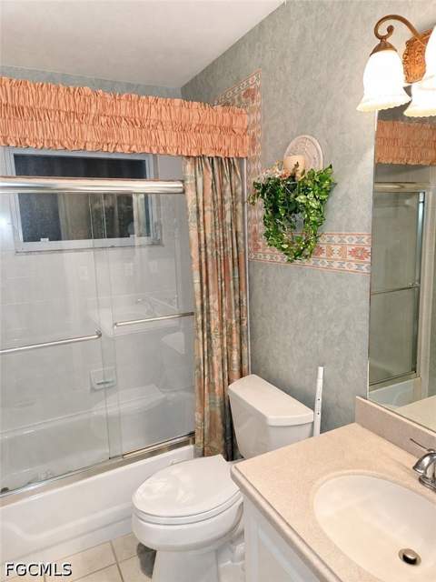 14820 Lake Olive Dr, Fort Myers FL - photo 19 of 40