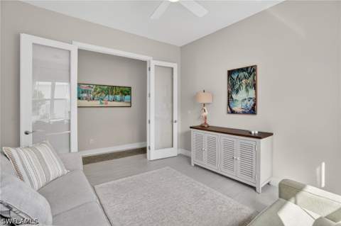 9195 Cayman Dr, Naples FL - photo 15 of 36