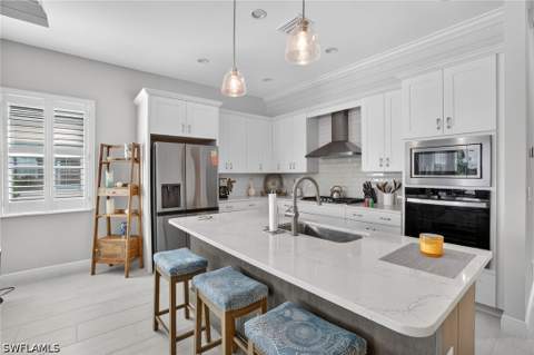 9195 Cayman Dr, Naples FL - photo 9 of 36