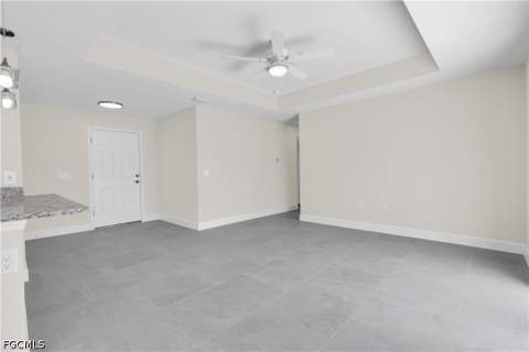 823 McKinley Ave, Lehigh Acres FL - photo 12 of 36