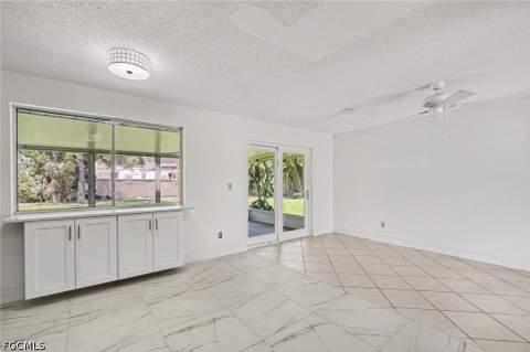 638 NE 15th Ct, Cape Coral FL - photo 12 of 39