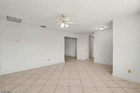 638 NE 15th Ct, Cape Coral FL - photo 13 of 39