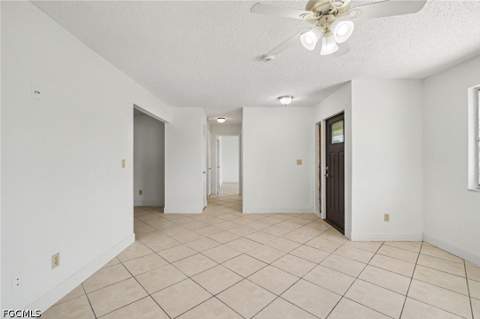 638 NE 15th Ct, Cape Coral FL - photo 18 of 39