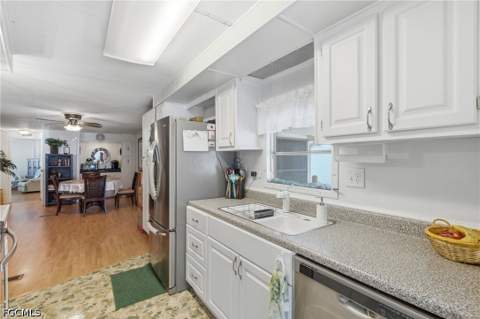 227 Santa Fe Trl, North Fort Myers FL - photo 8 of 30