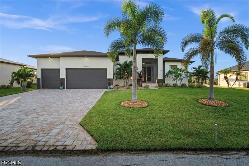 3 bedroom SingleFamilyResidence at 11916 Princess Grace Ct, Cape Royal, Cape Coral — photo 2
