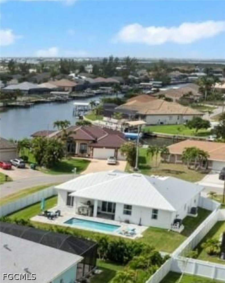 4 bedroom SingleFamilyResidence at 141 SW 35th Pl, Cape Coral, Cape Coral — photo 5