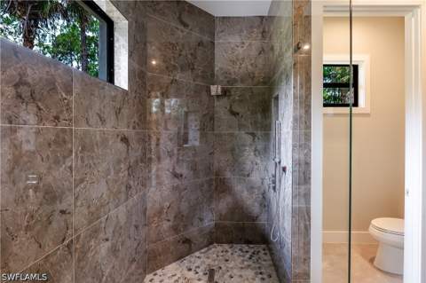 1061 20th Ave NE, Naples FL - photo 16 of 32